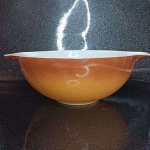 Vintage Pyrex #444 Cinderella Old Orchard Fruit, Brown Gradient.